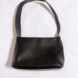 Black shoulder minimalist bag